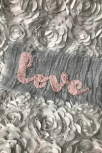 create crochet text - text displayed on a pillow