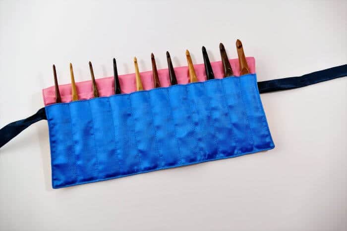 Wood Crochet Hook Holder  Crochet hooks, Crochet hook holder